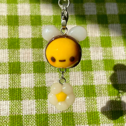 Daisy Bee Charm